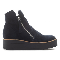 Style – Navy