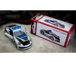 Renk – Polis Arabası