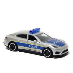 Model – Porsche Panamera Turbo Polis Arabası