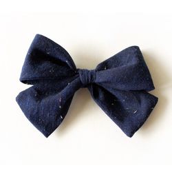 Lake House – Petite Hair Bow