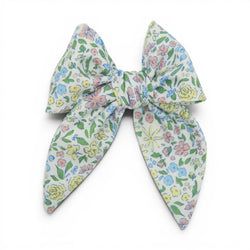 Blooming – Darling Hair Bow