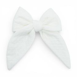 Quilted White – Darling Hair Bow