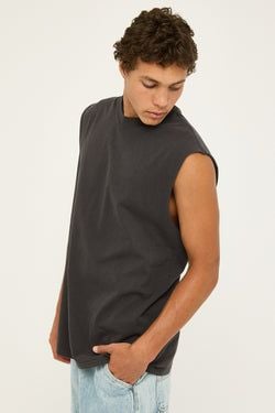 COLOUR – Black