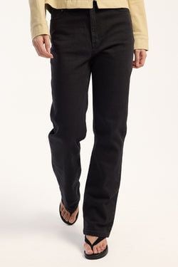 COLOUR – Washed Black