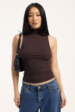 COLOUR – Brown