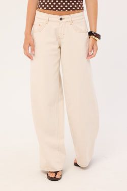 COLOUR – Off White