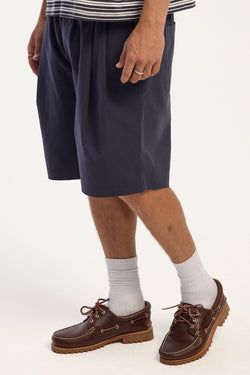COLOUR – Navy