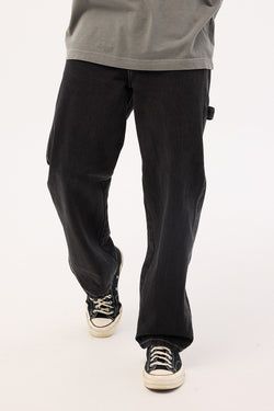 COLOUR – Washed Black