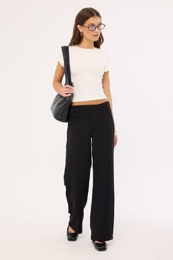 COLOUR – Black