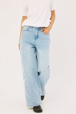 COLOUR – Light Blue