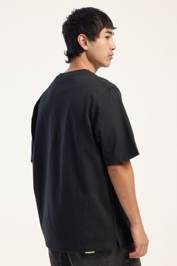 COLOUR – Black