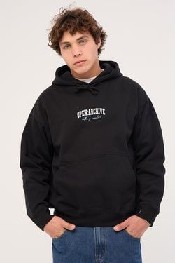 COLOUR – College Black