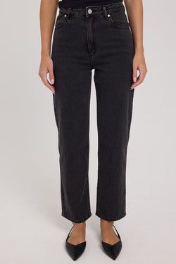 Colour – Charo Black