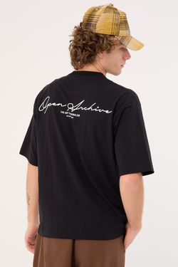 COLOUR – Black