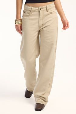 Colour – Taupe