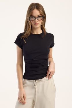 COLOUR – Black