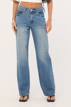 Colour – Studded Mid Wash