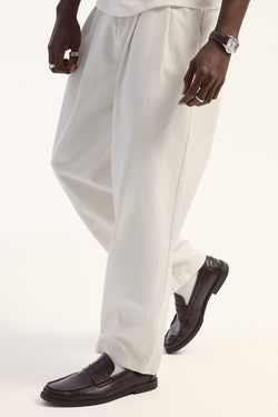 COLOUR – Off White