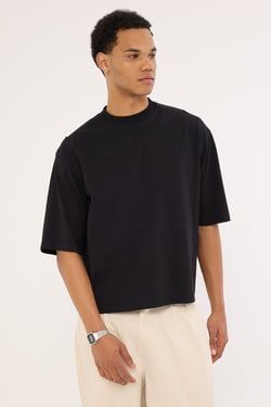 COLOUR – Black