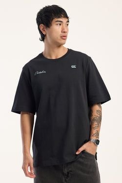 COLOUR – Black