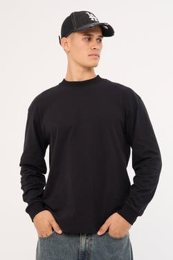 COLOUR – Black