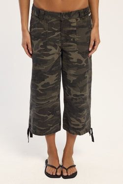 COLOUR – Camo