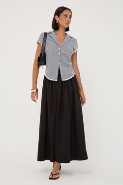 COLOUR – Black