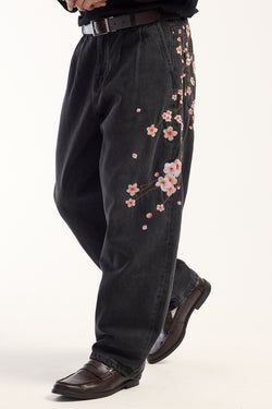 COLOUR – Sakura Ash Black