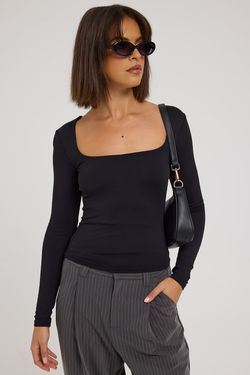 Colour – Black