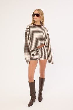 COLOUR – Dark Chocolate Stripe