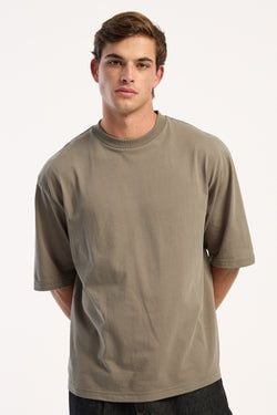 COLOUR – Taupe