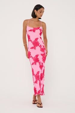 COLOUR – Pink