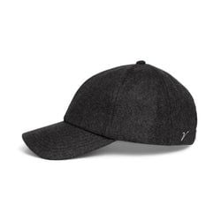 100% Wool Color – Gray Charcoal