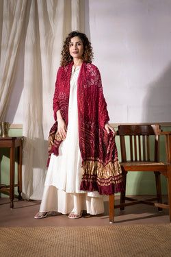 Color – Maroon