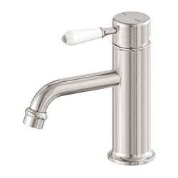 Style – Brushed Nickel