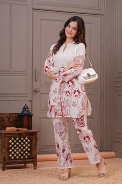 Maroon Motifs