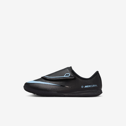 Nike Jr. Mercurial Vapor 16 Club Little Kids' Indoor/Court Low-Top Soccer Shoes – Black