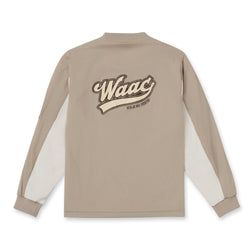 サンドベージュ