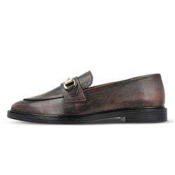 Color – Brown