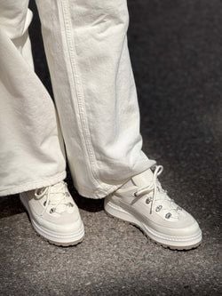 Color Options – White