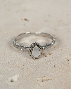 Stone – Mother of Pearl Silver