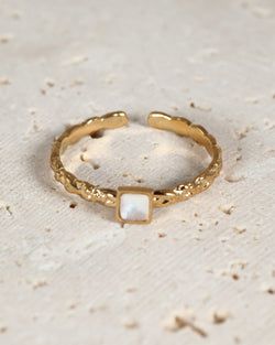 Stone – Mother of Pearl