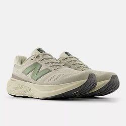 Shipyard with Arid Stone and Castlerock