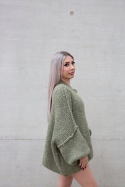 Auch verfügbar in: – KHAKI