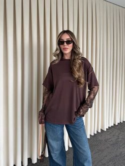 Kahverengi Kolları Dantelli Bluz
