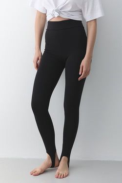 Siyah Ayaktan Geçmeli Tayt