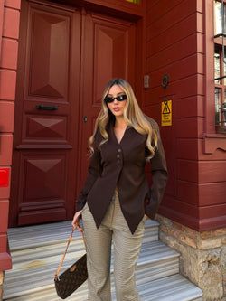 Kahverengi Asimetrik Kesim Kuşaklı Ceket