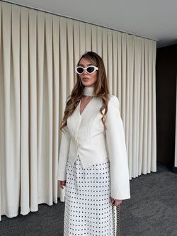 Ekru Vatkalı Fularlı Ceket