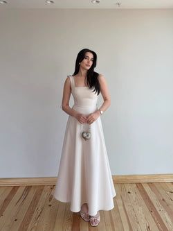 Bej Beli Fiyonklu Prenses Model Elbise