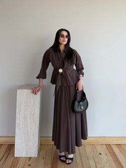 Kahverengi Güneş Tokalı Bluz Etek Takım